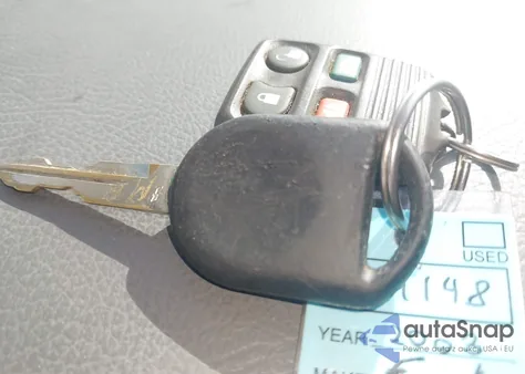 2003 Ford Crown Victoria Lx из США, поврежденный, VIN 2FAFP74W43X109148